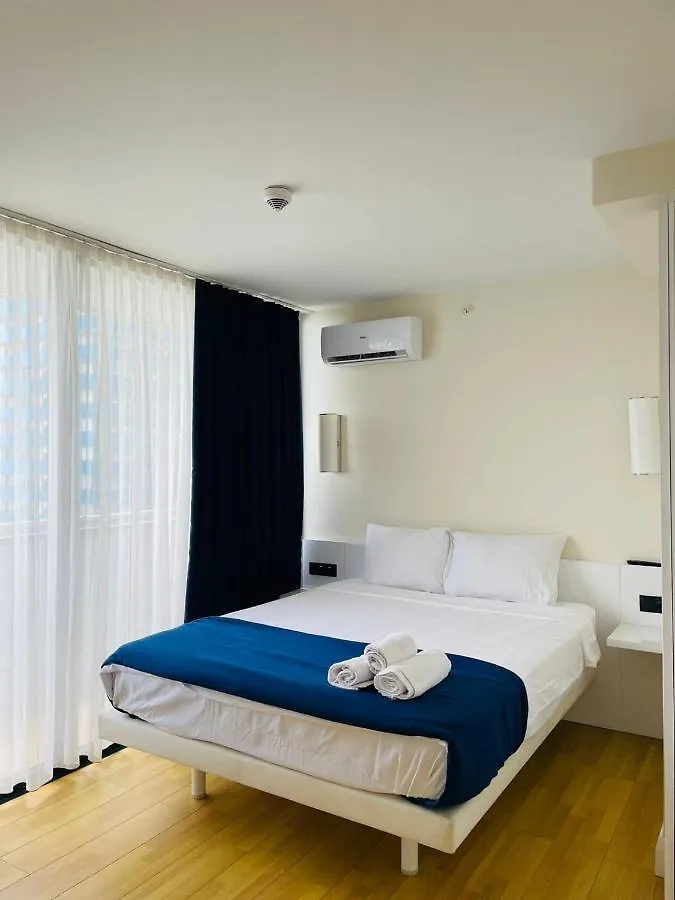 Orbi City Aparthotel In 바투미 5*,  조지아