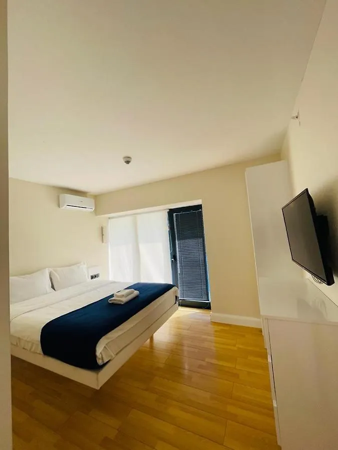 Orbi City Aparthotel In 바투미